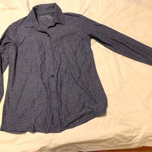 Eddie Bauer Travex Shirt Womens Medium Blue shirt.